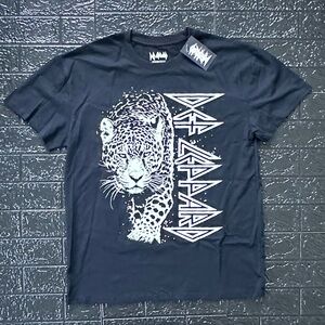 Def Leppard Graphic T-Shirt
